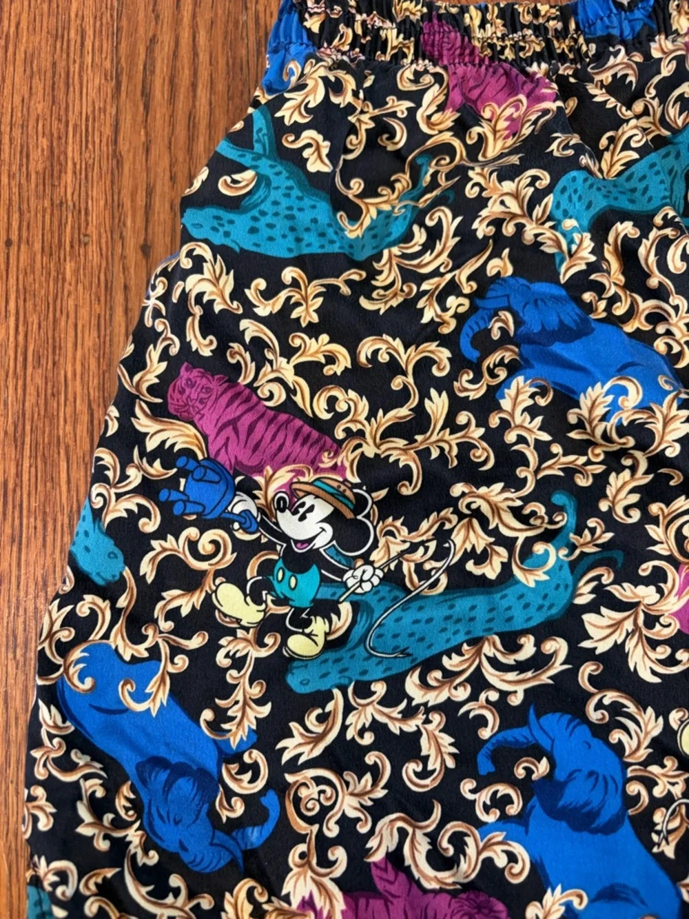 Vintage Disney Good Night Mickey Mouse 100% silk sleep shorts women’s large - Picture 4 of 5